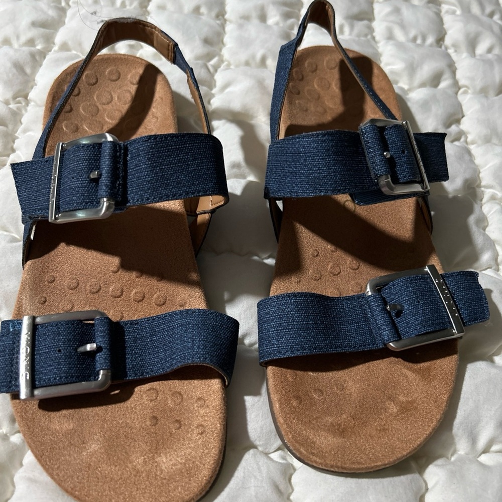Vionic Reese Double Buckle Adjustable Sandal - Denim